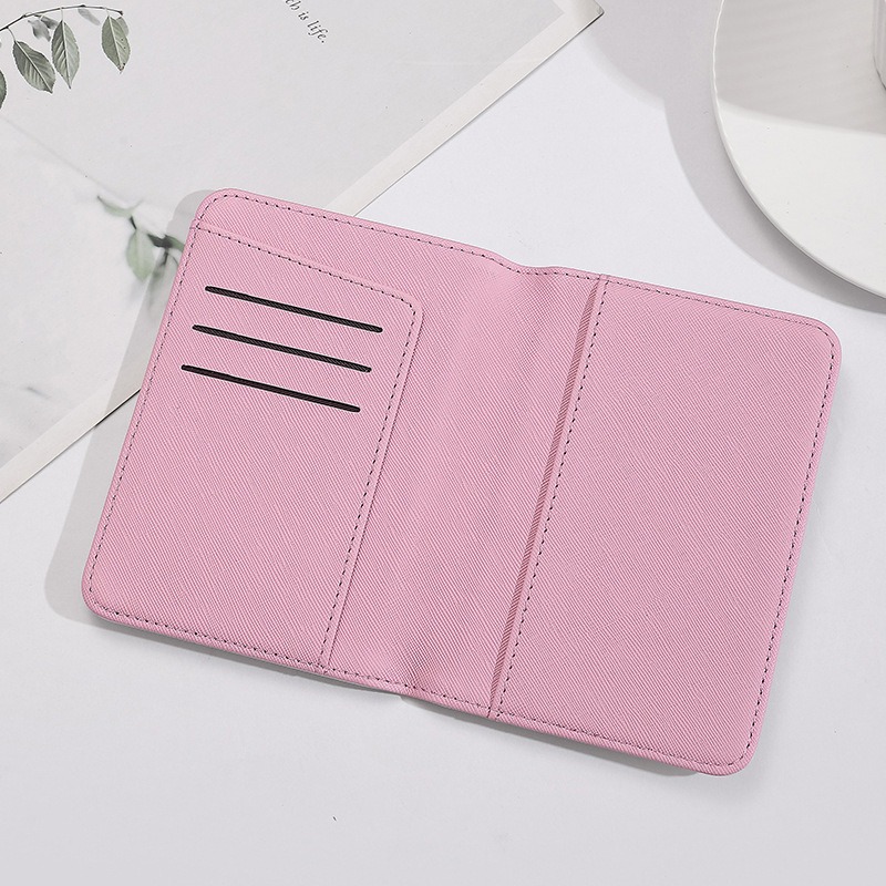 Hello Kitty Women Passport Cov - огляд і ціна Tech Accessories For Travel
